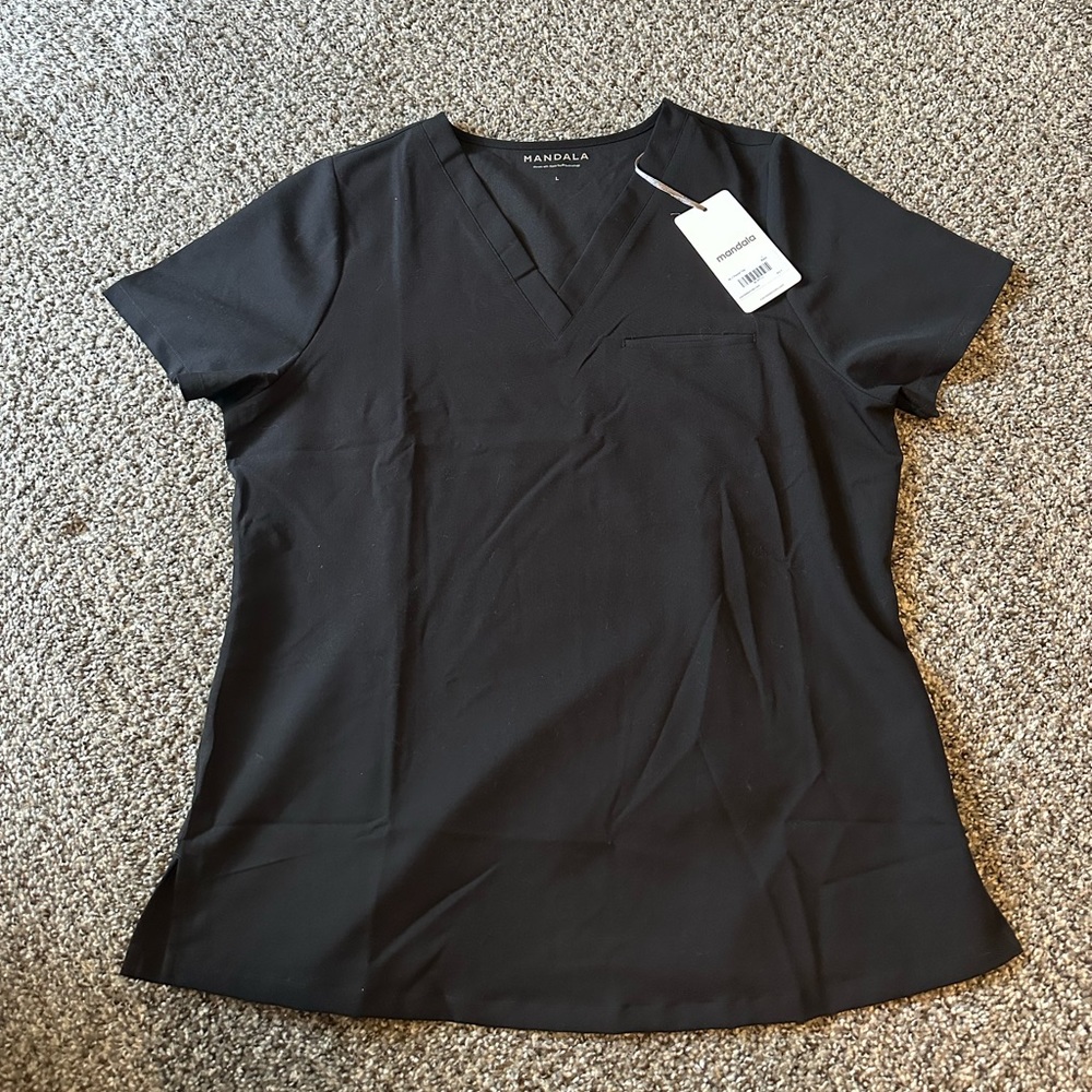 NWT Mandala Scrubs One Pocket Top